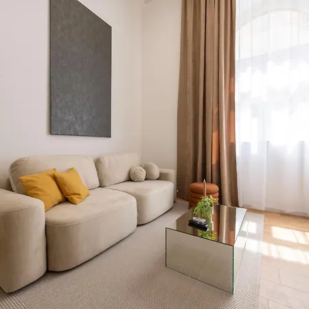 Crystal Cove & Cozy In The Center Of Bp * Budapest