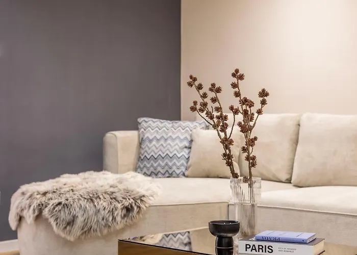 Crystal Cove & Cozy In The Center Of Bp Apartament *
